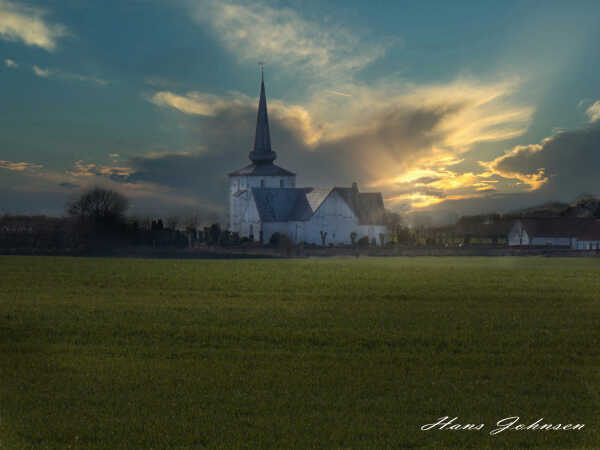 Vilstrup Kirke 18-4-23  