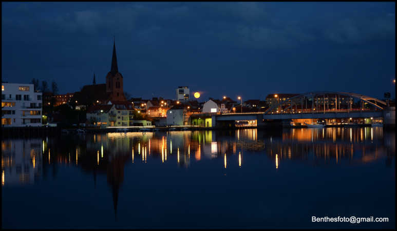 Aften i Sønderborg.