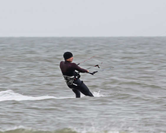 Kitesurfing