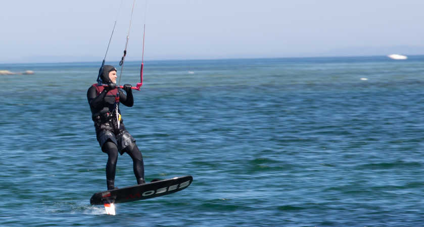 Kitesurfing