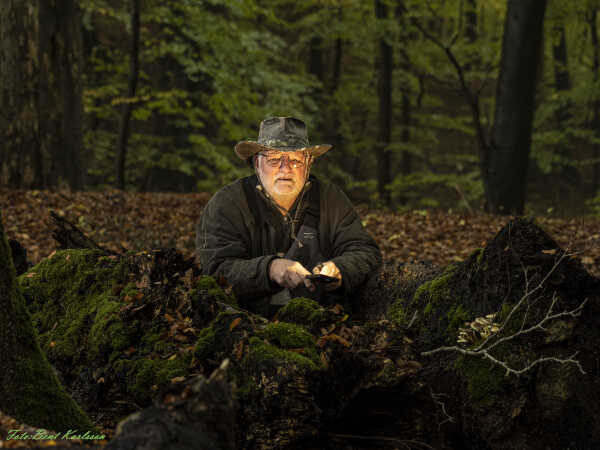 2022 okt 22 Egon sætter lys Gråsten (1)-Edit